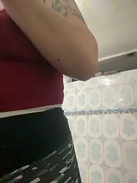 Miss oliviaa online show from 6, 3, 2026