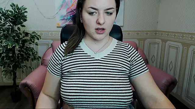 Helen Elliot online show from 5, 2, 2025