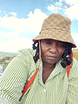 ThickianaRider online show from 9, 2, 2026