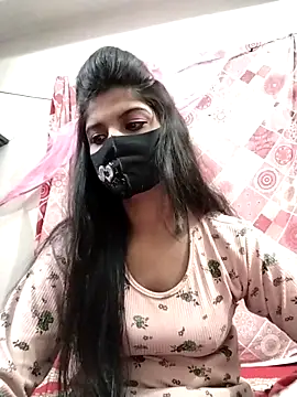 Snapshot of Cute-Lina chatting on 14, 2, 2025 Cute-Lina online show from 14, 2, 2025