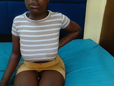 MilkyTitties online show from 20, 5, 2026