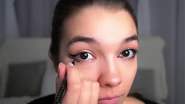 VeronaAppleberry online show from 25, 9, 2025