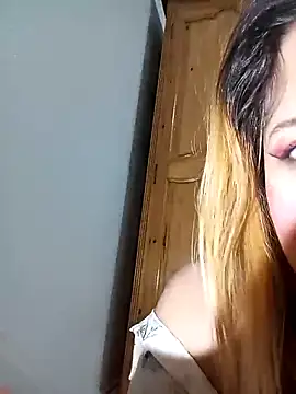 Snapshot of barbieelove chatting on 16, 2, 2025 barbieelove online show from 16, 2, 2025