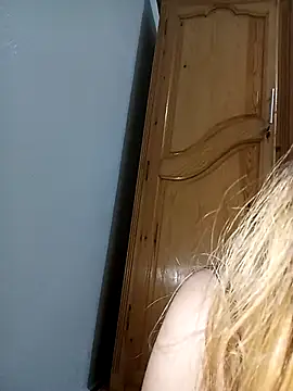 Snapshot of barbieelove chatting on 14, 3, 2025 barbieelove online show from 14, 3, 2025