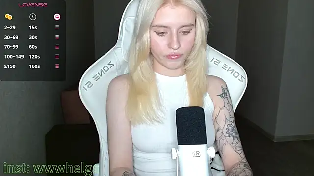 LizaKisses online show from 18, 10, 2025