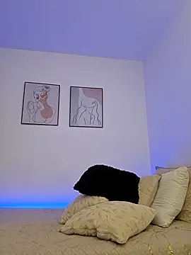 VictoriaEvaans  online show from 28, 2, 2025