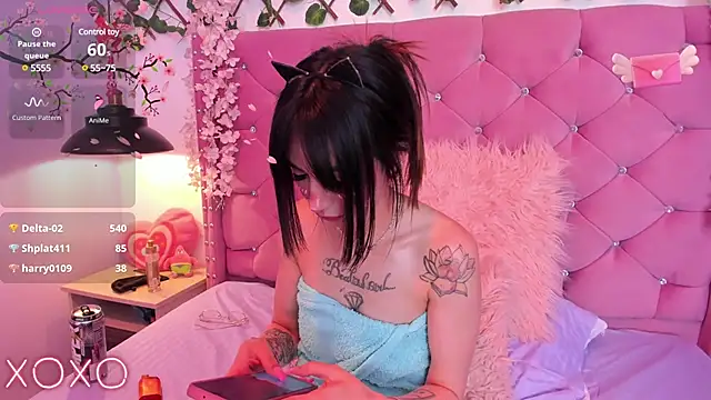 Snapshot of lauren_evans96 chatting on 11, 1, 2025 lauren evans96 online show from 11, 1, 2025