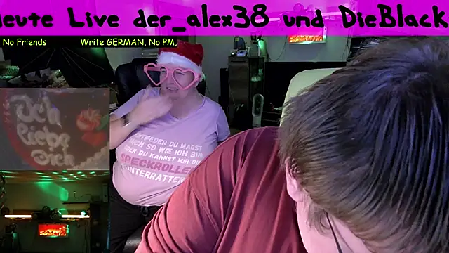 Snapshot of der_alex38 chatting on 21, 12, 2024 der alex38 online show from 21, 12, 2024