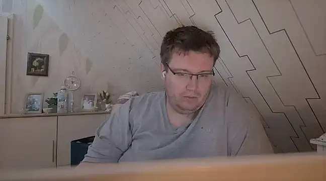 Snapshot of der_alex38 chatting on 11, 2, 2025 der alex38 online show from 11, 2, 2025