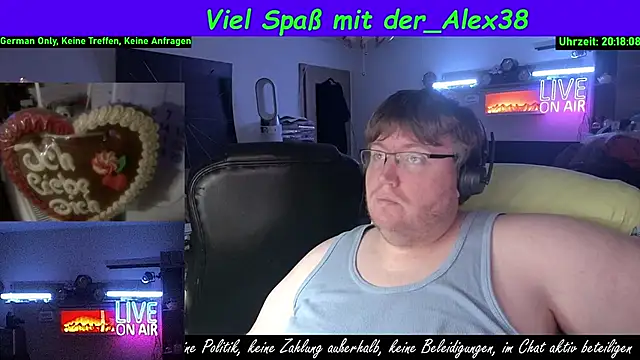 Snapshot of der_alex38 chatting on 15, 9, 2025 der alex38 online show from 15, 9, 2025