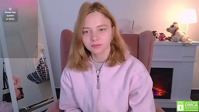 Snapshot of MirraBellanta chatting on 9, 10, 2025 MirraBellanta online show from 9, 10, 2025