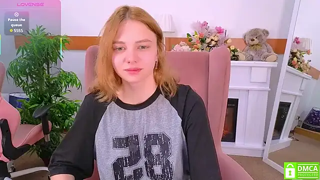 Snapshot of MirraBellanta chatting on 14, 10, 2025 MirraBellanta online show from 14, 10, 2025