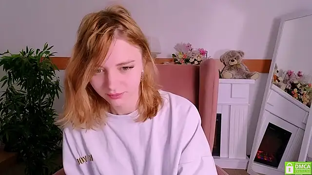 Snapshot of MirraBellanta chatting on 1, 11, 2025 MirraBellanta online show from 1, 11, 2025