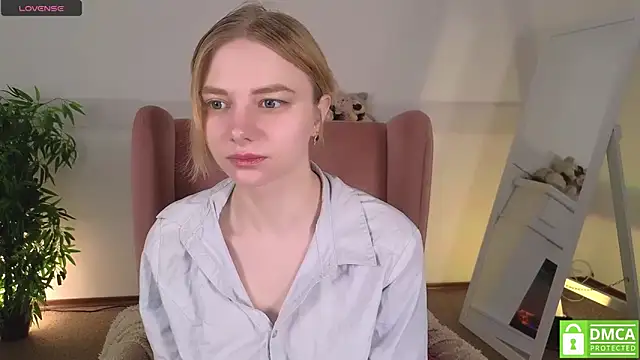 Snapshot of MirraBellanta chatting on 16, 4, 2026 MirraBellanta online show from 16, 4, 2026