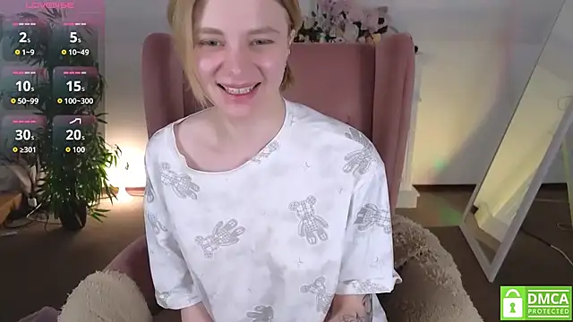 Snapshot of MirraBellanta chatting on 15, 5, 2026 MirraBellanta online show from 15, 5, 2026