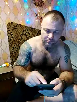 Snapshot of Crek666 chatting on 1, 1, 2025 Crek666 online show from 1, 1, 2025