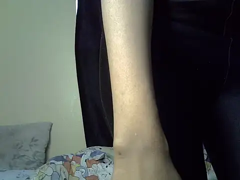 Snapshot of Horny-slut_ chatting on 22, 2, 2025 Horny-slut online show from 22, 2, 2025
