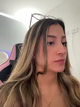 Snapshot of Issabela_G1 chatting on 24, 2, 2026 Issabela G1 online show from 24, 2, 2026