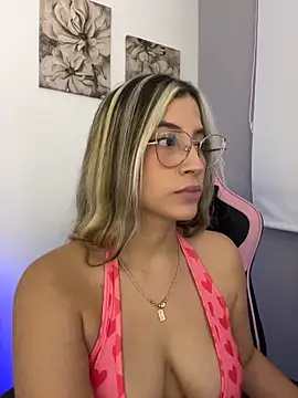 Issabela G1 online show from 10, 5, 2026