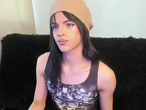 Snapshot of kerly_monroe chatting on 13, 11, 2025 kerly monroe online show from 13, 11, 2025