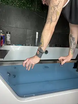 Snapshot of Luluof chatting on 17, 2, 2025 Luluof online show from 17, 2, 2025