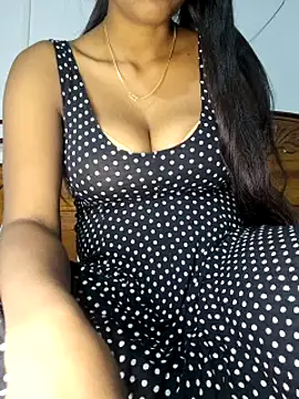 royaldoll-143 online show from 13, 12, 2024