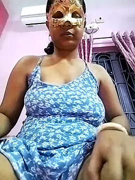 royaldoll-143 online show from 29, 10, 2025