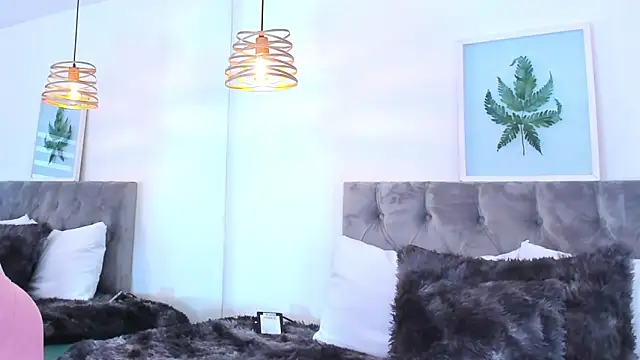 Nami sunny online show from 15, 9, 2025