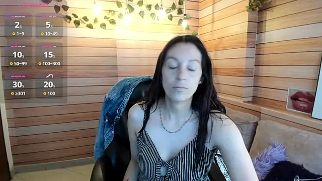 Nami sunny online show from 15, 10, 2025