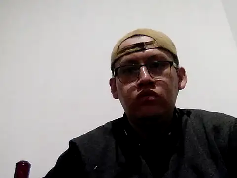 Snapshot of Alejandro_120600 chatting on 2, 8, 2026 Alejandro 120600 online show from 2, 8, 2026