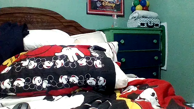 Snapshot of Curved4Pleasure chatting on 9, 9, 2025 Curved4Pleasure online show from 9, 9, 2025