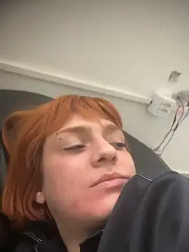 spacegirlll online show from 26, 9, 2025