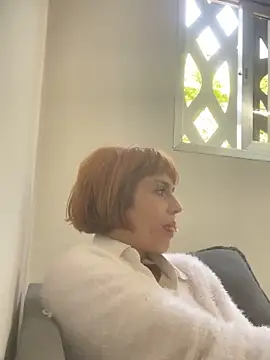 spacegirlll online show from 27, 9, 2025