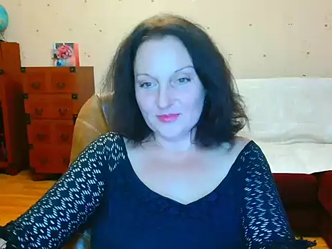 Alice3694 online show from 12, 12, 2024