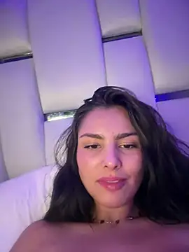 Snapshot of Maddy_Rouse_ chatting on 6, 1, 2025 Maddy Rouse  online show from 6, 1, 2025