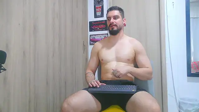 Snapshot of Aaron_kwok28 chatting on 23, 10, 2025 Aaron kwok28 online show from 23, 10, 2025