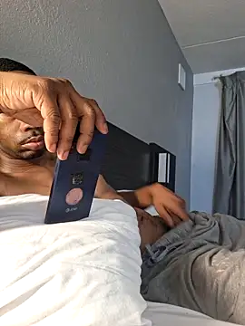 Snapshot of DivineMysticRashaed chatting on 4, 4, 2026 DivineMysticRashaed online show from 4, 4, 2026