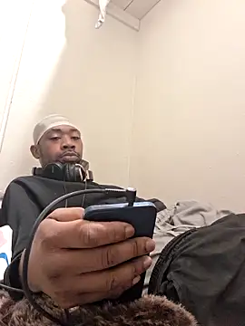 Snapshot of DivineMysticRashaed chatting on 5, 4, 2026 DivineMysticRashaed online show from 5, 4, 2026