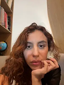 Katee Jones online show from 3, 2, 2026