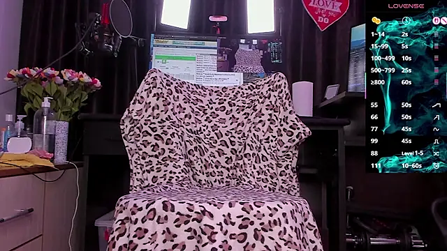 Raissa sky26 online show from 1, 3, 2026