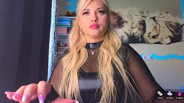 Snow Goddess online show from 17, 5, 2026