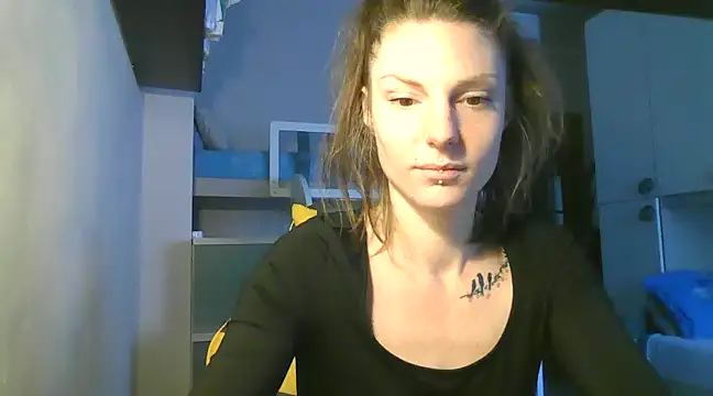 Feli blue online show from 4, 12, 2024