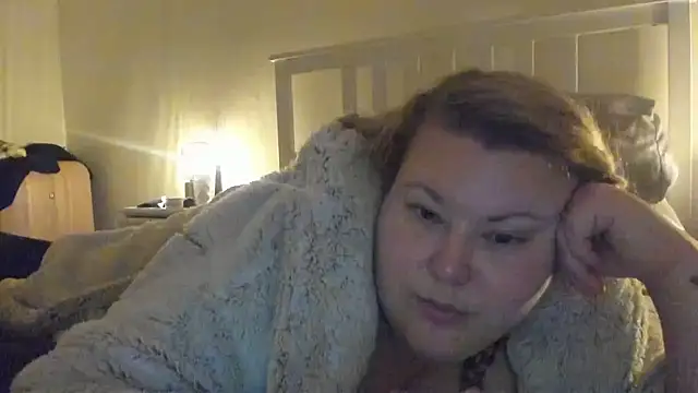 Snapshot of Busty-BBW-Emilie chatting on 21, 1, 2025 Busty-BBW-Emilie online show from 21, 1, 2025