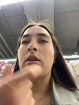 Holly Play online show from 21, 3, 2026