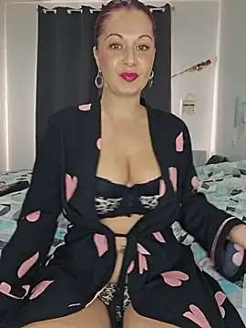 Chaudesquirt online show from 14, 11, 2025