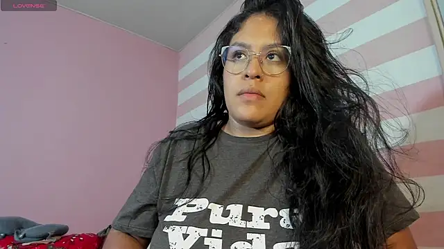 Snapshot of Loveequinn chatting on 9, 12, 2024 Loveequinn online show from 9, 12, 2024