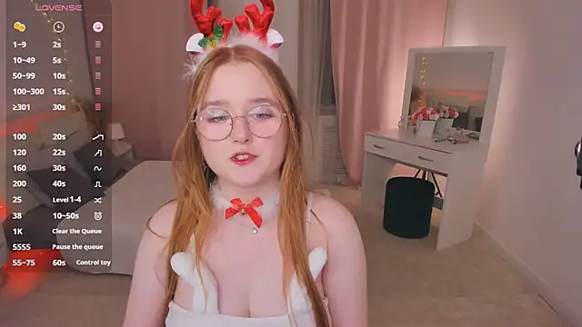 Snapshot of bonnie_wright chatting on 11, 12, 2024 bonnie wright online show from 11, 12, 2024