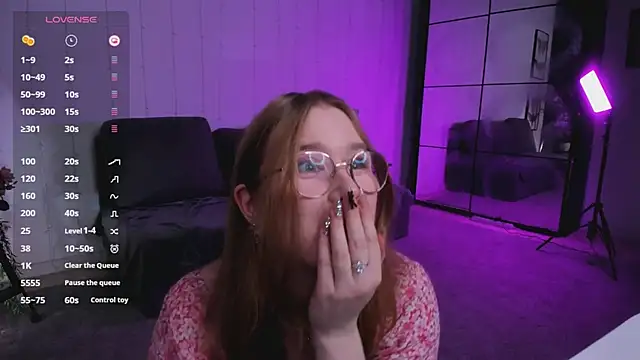 Snapshot of bonnie_wright chatting on 14, 1, 2025 bonnie wright online show from 14, 1, 2025