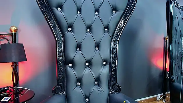 MelaniaKnauss online show from 7, 2, 2025