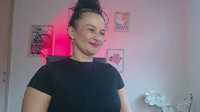 lucy diiaz online show from 5, 2, 2025